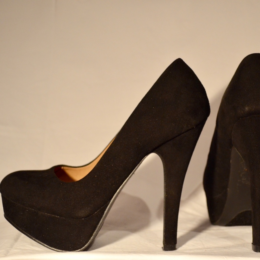 Black suede heels